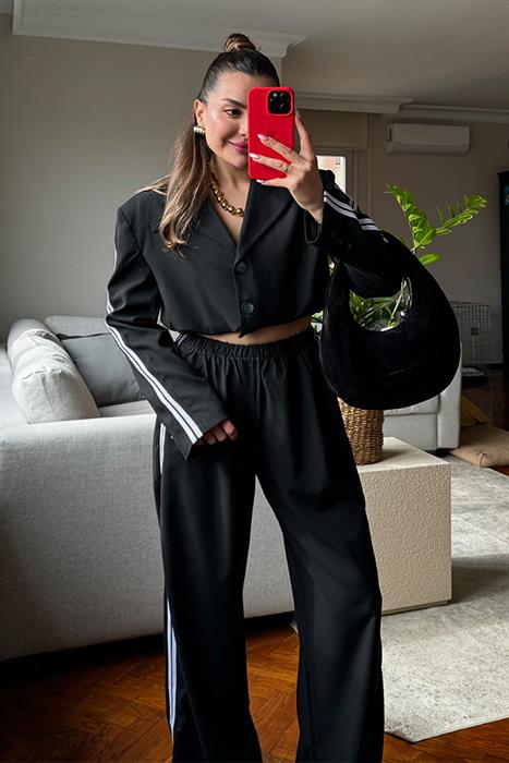 Valtirio Yanları Şeritli Mini Blazer Ceket