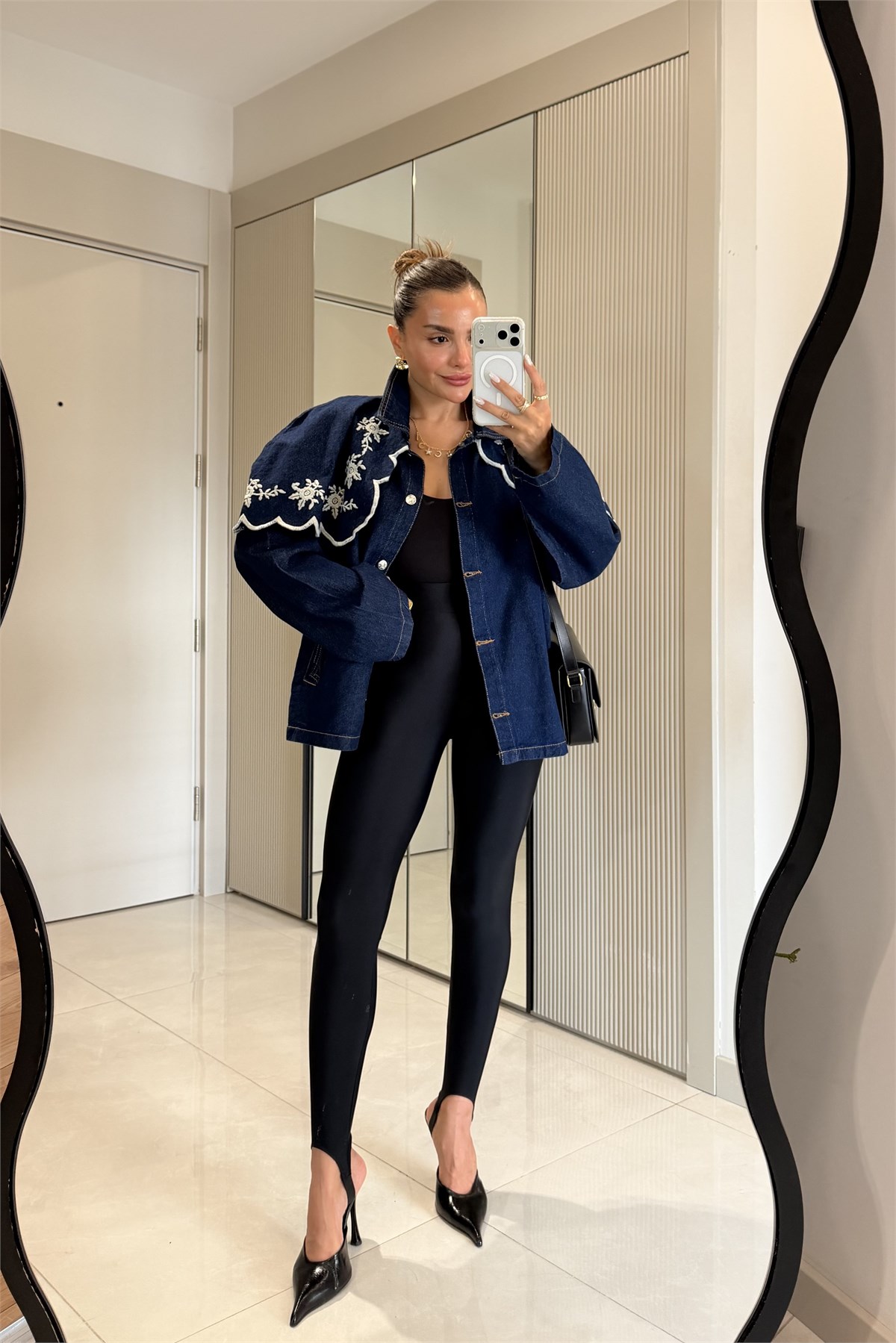 Veyora Darkblue Nakış Pelerinli Denim Ceket