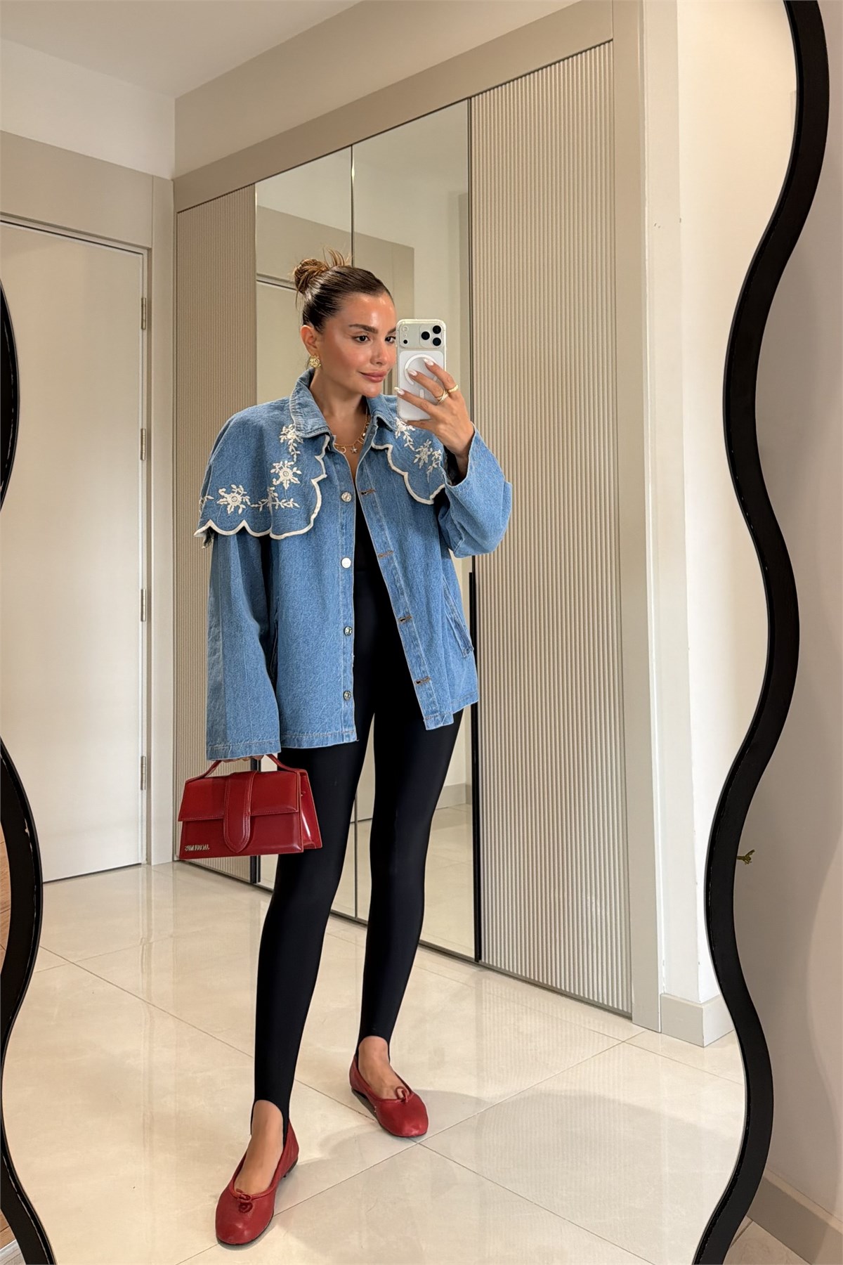 Veyora Midblue Nakış Pelerinli Denim Ceket