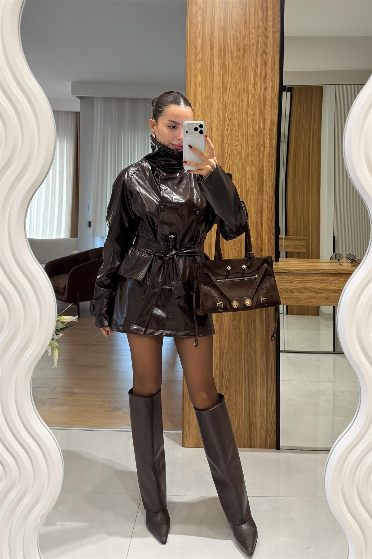 Visavi Acı Kahve Rugan Etek