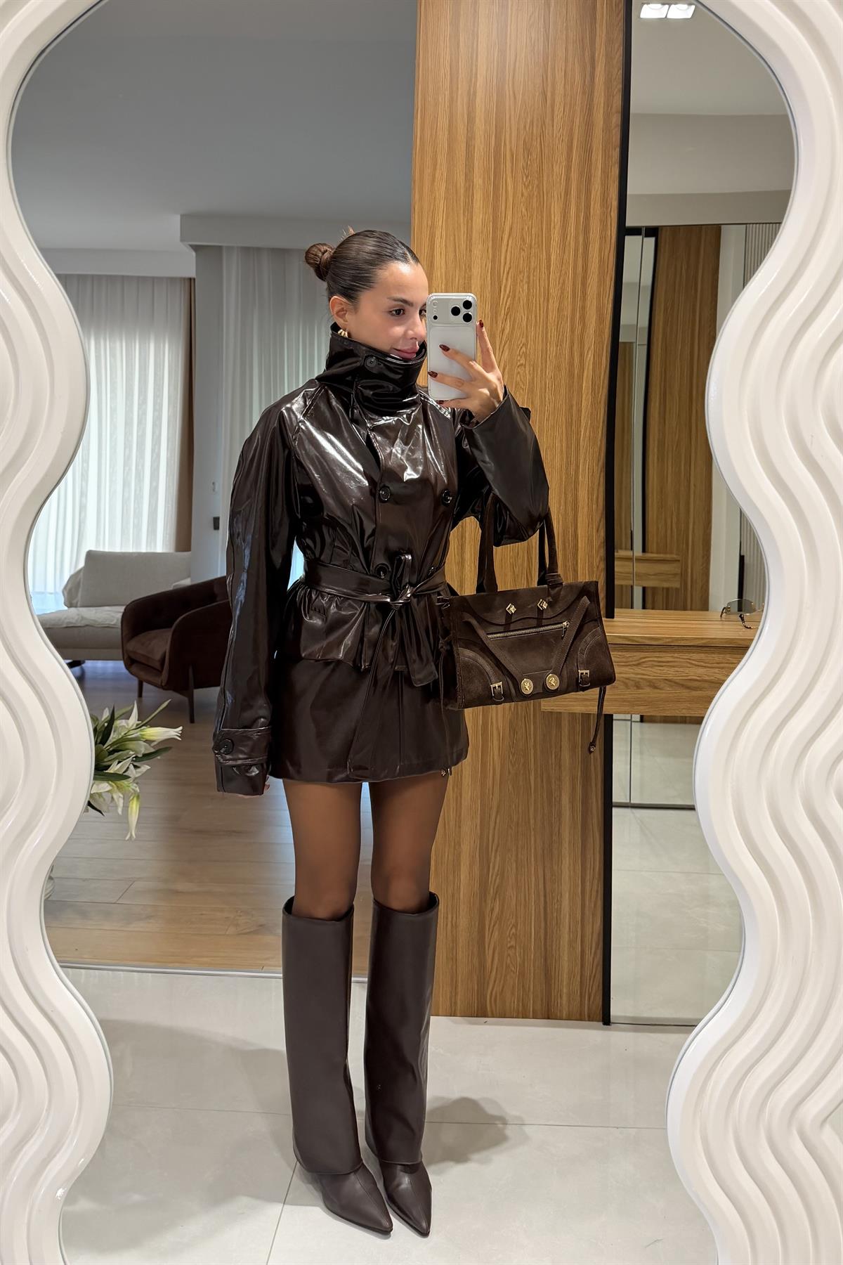 Visavi Acı Kahve Rugan Etek