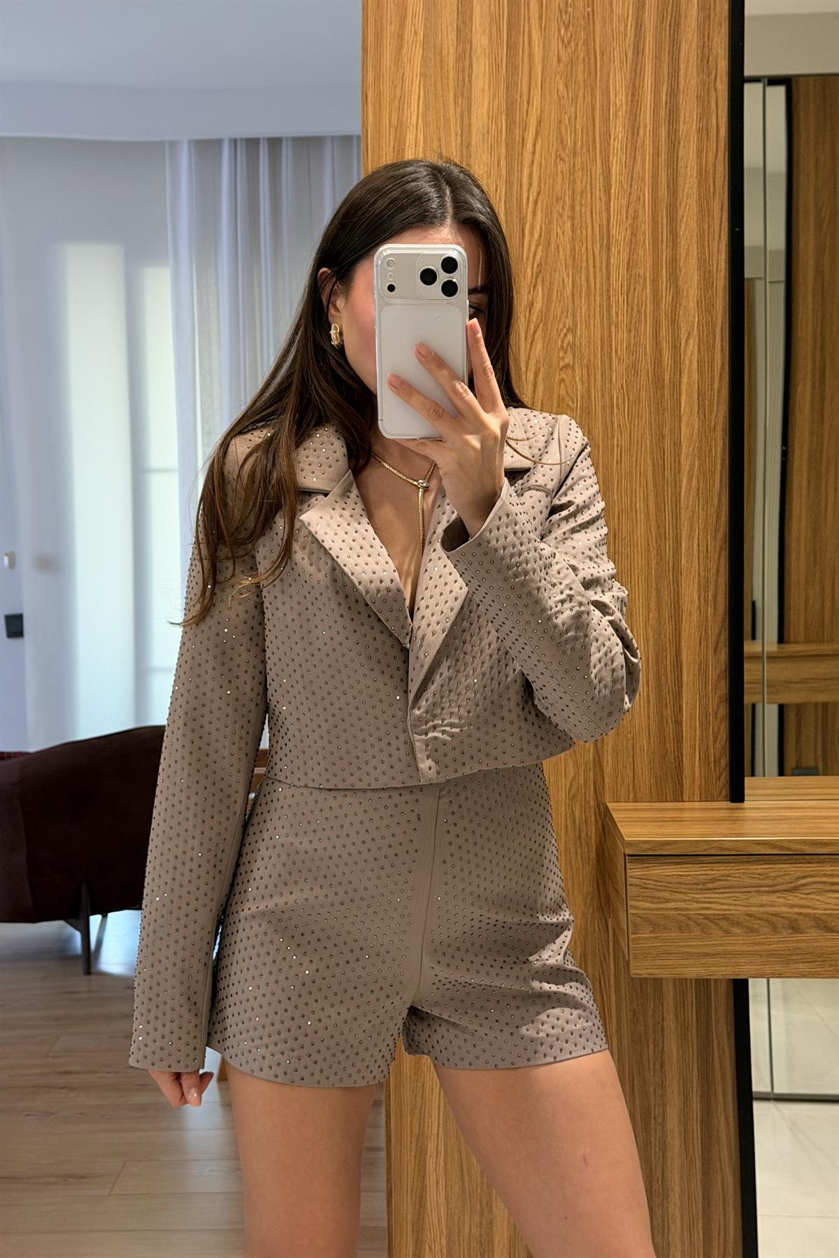 Vitaluxe Taşlı Vizon Şortlu Takım