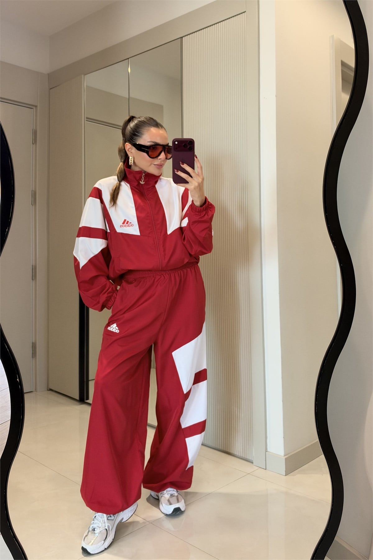 Vives Kırmızı Kontrast Garnili Paraşüt Takım
