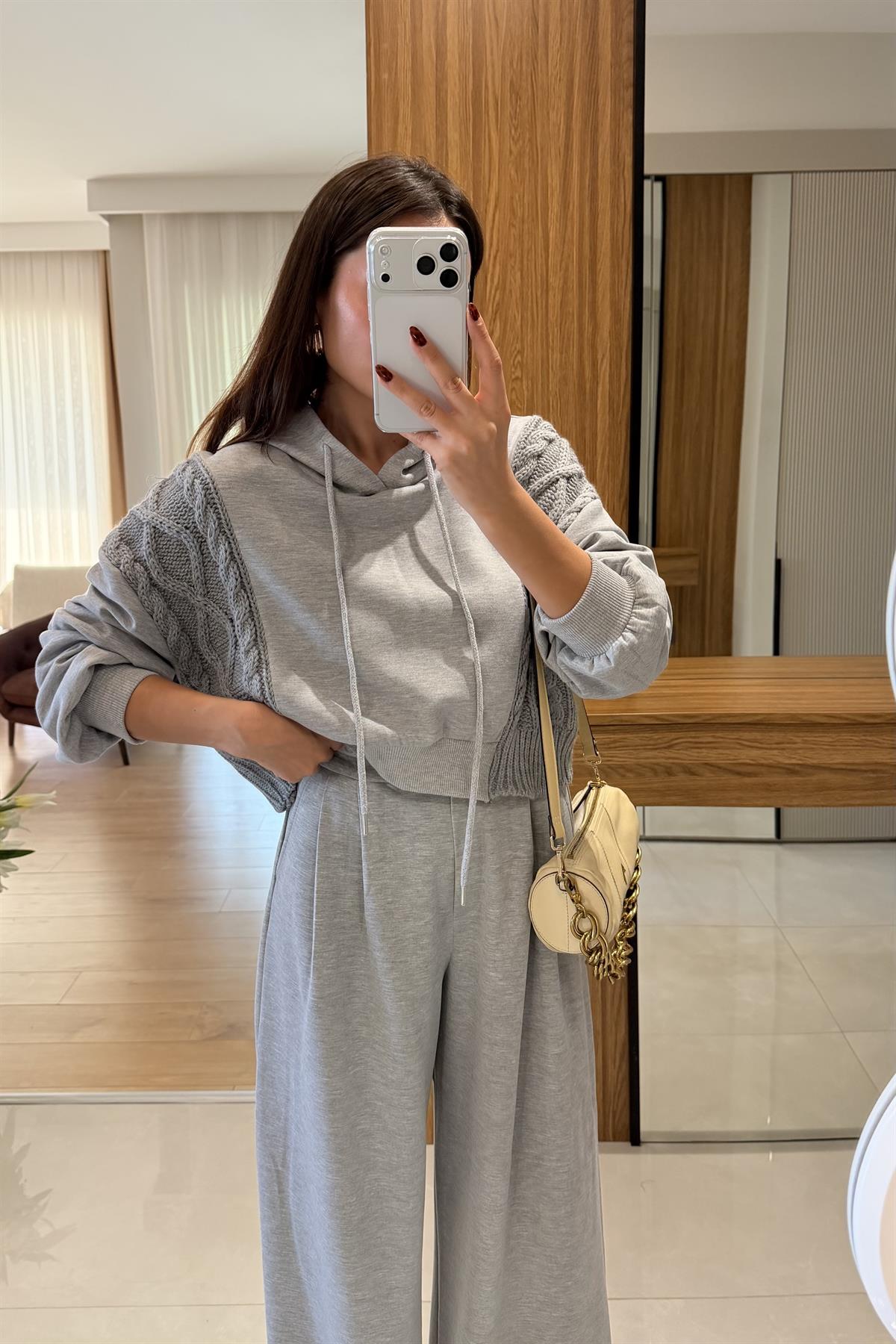 Viviana Gri Örgü Triko Detaylı Sweatshirt 