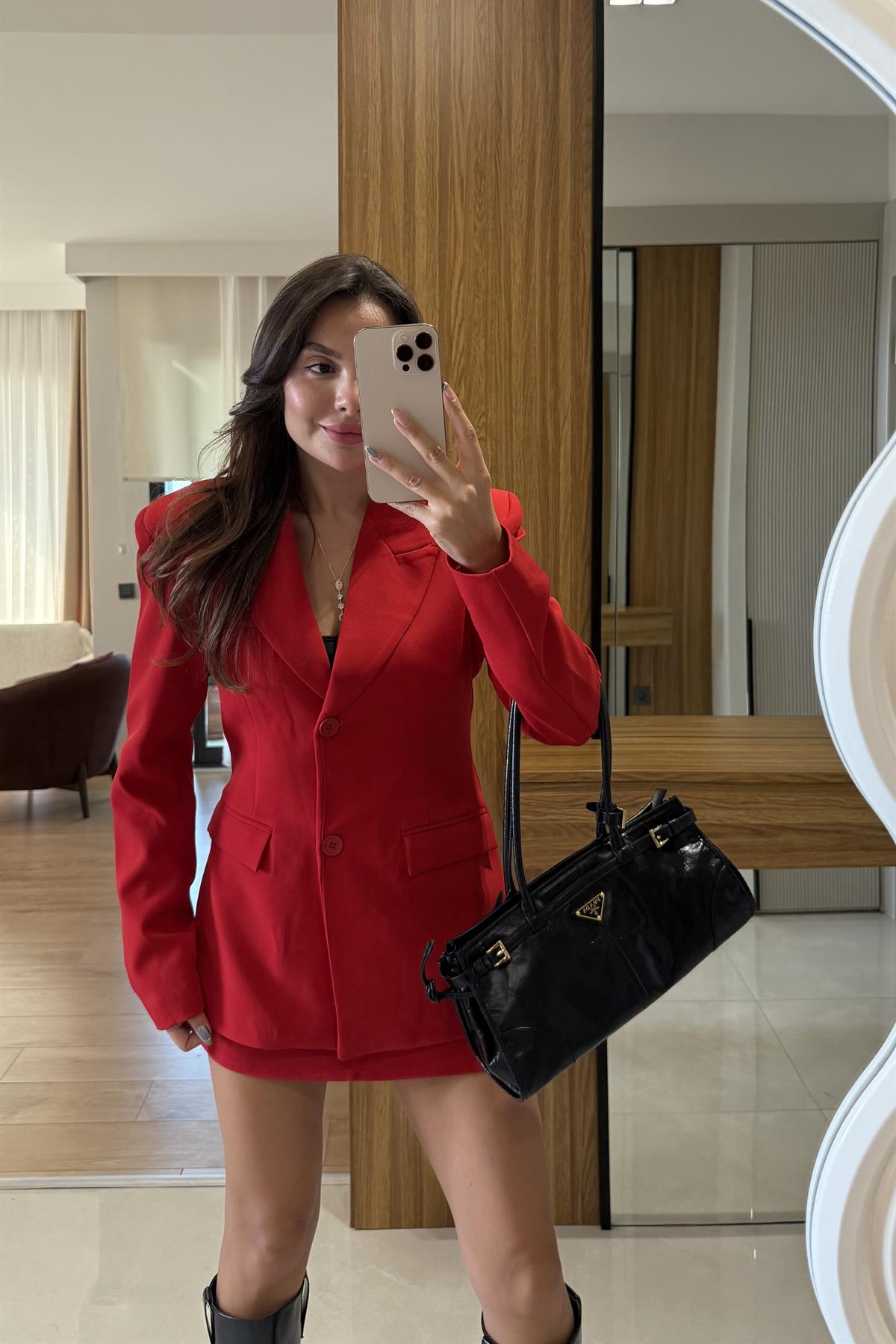 Viyanna Kırmızı Etekli Premium Takım