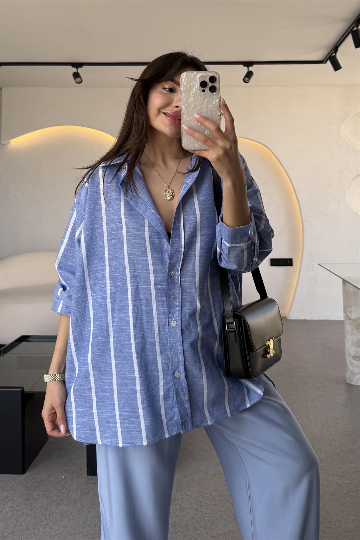 Walsh Beyaz Çizgili Buz Mavi Oversize Gömlek