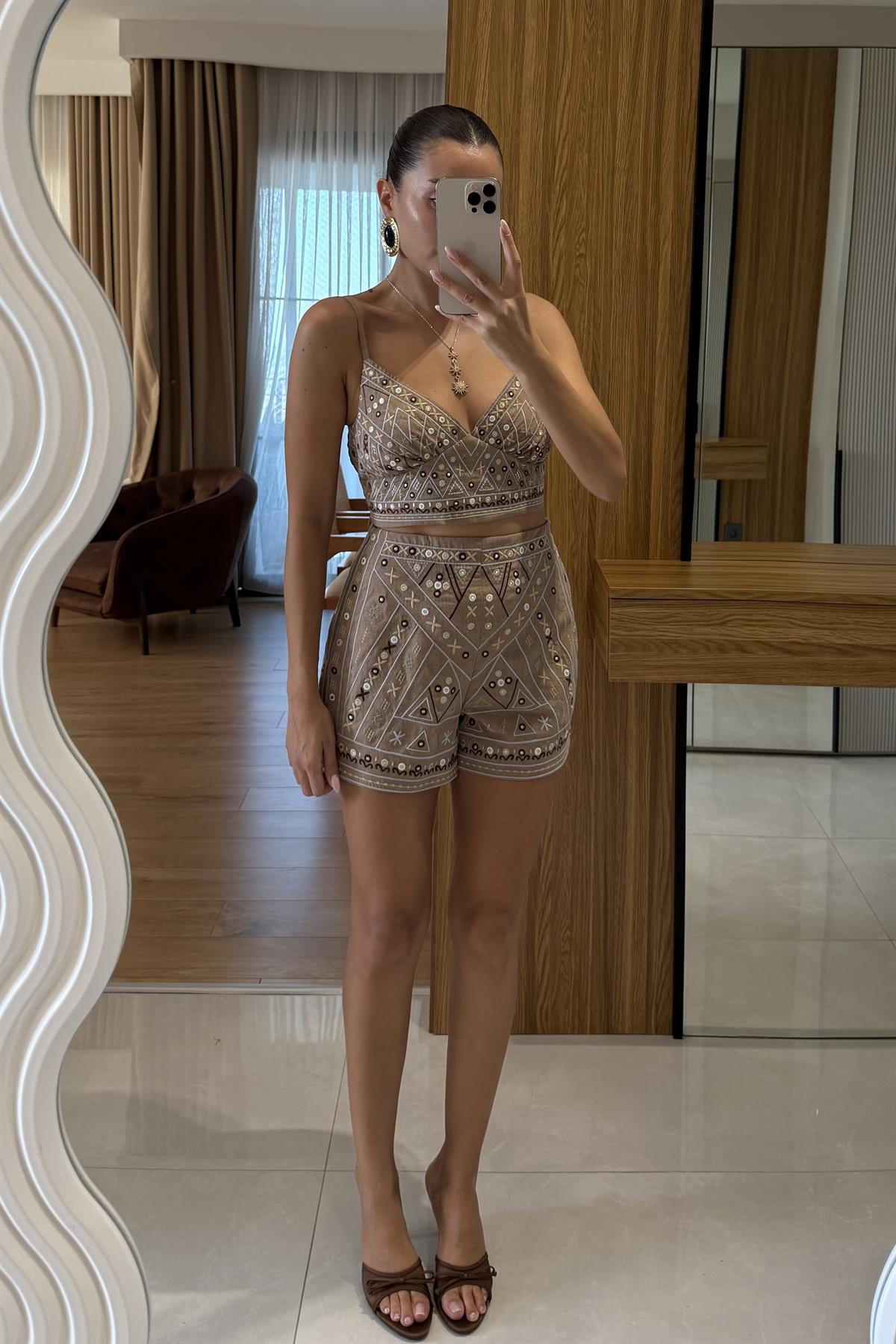 Wanna Etnik Nakışlı Şort