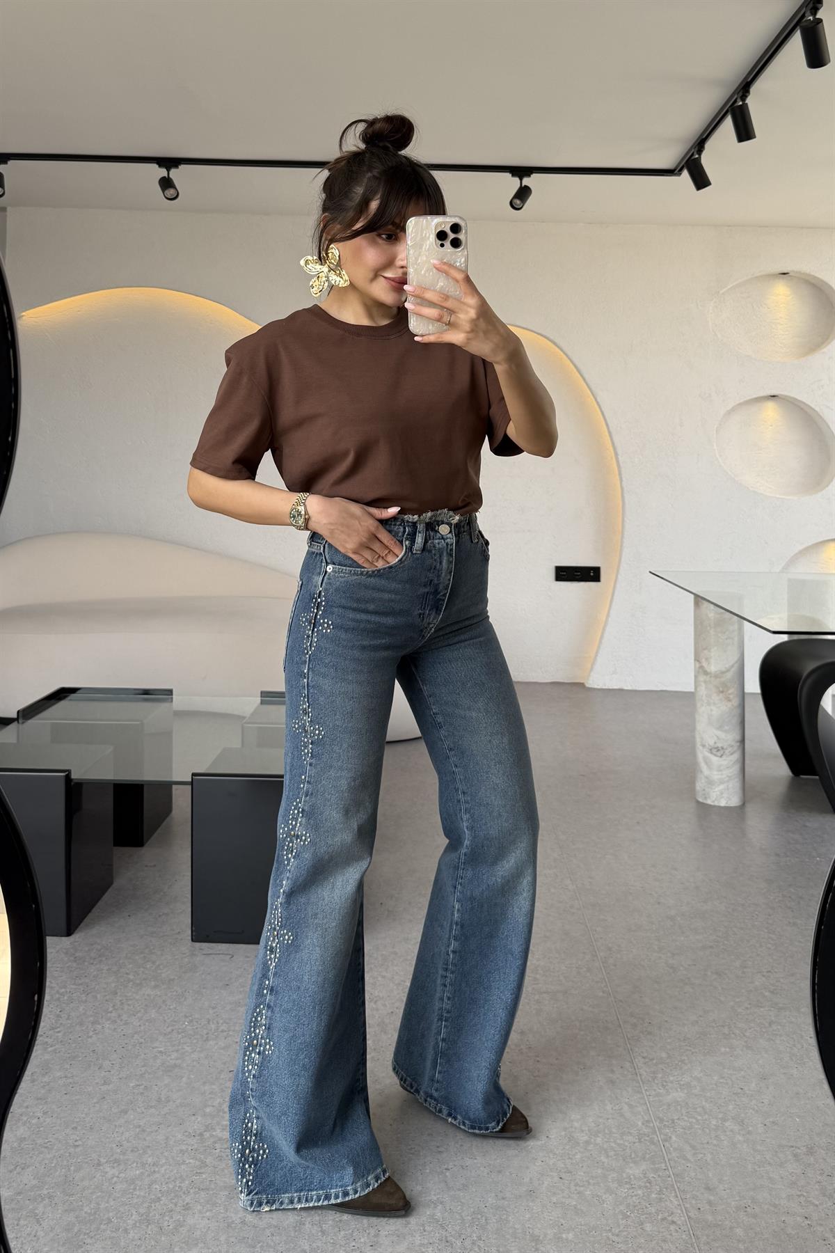 Wellnes Kenarları Zımbalı Jean