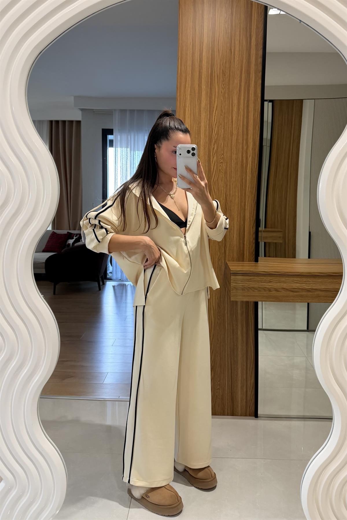 Wesley Bej Kenarı Şeritli Eşofman Takımı