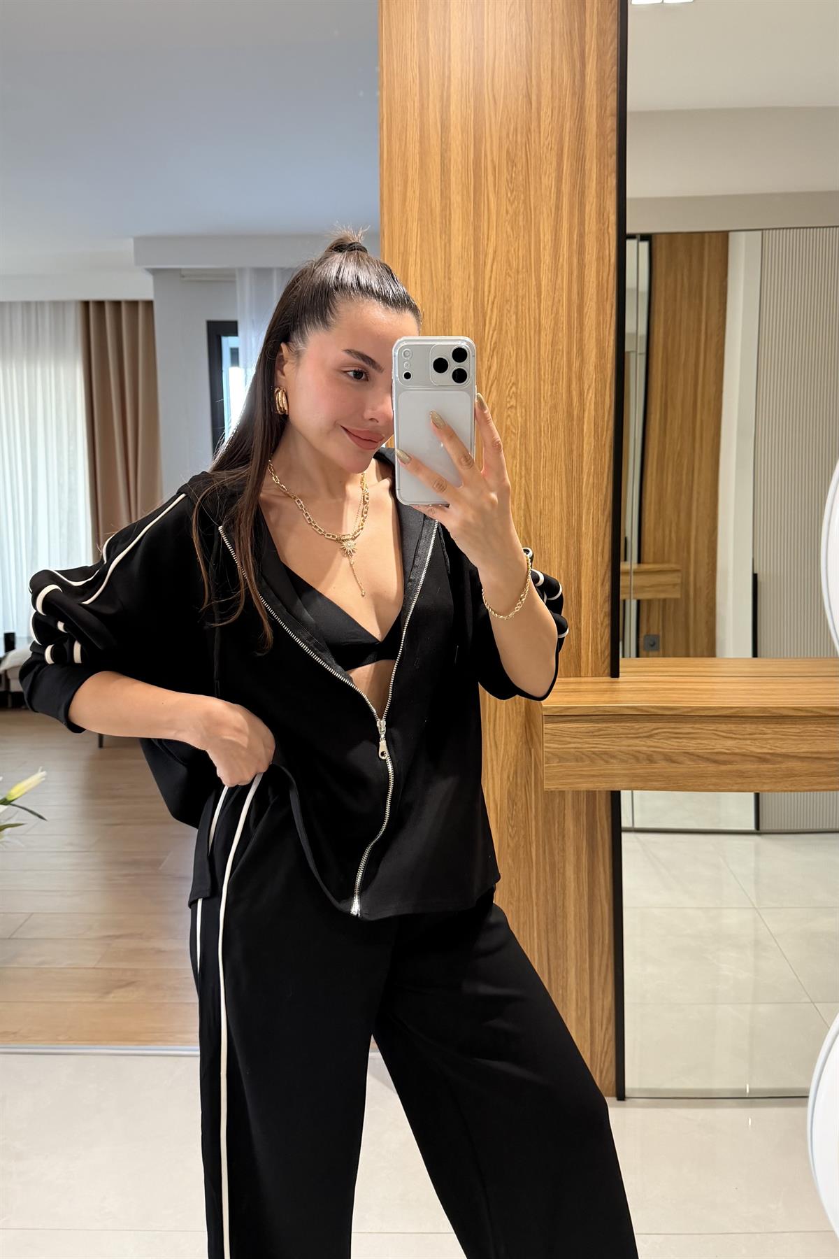 Wesley Siyah Kenarı Şeritli Eşofman Takımı