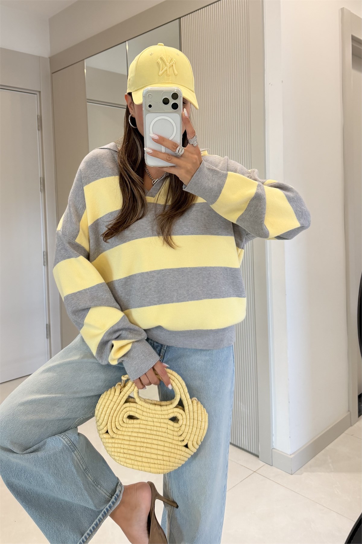 Wilen Sarı Polo Yaka Çizgili Oversize Kazak