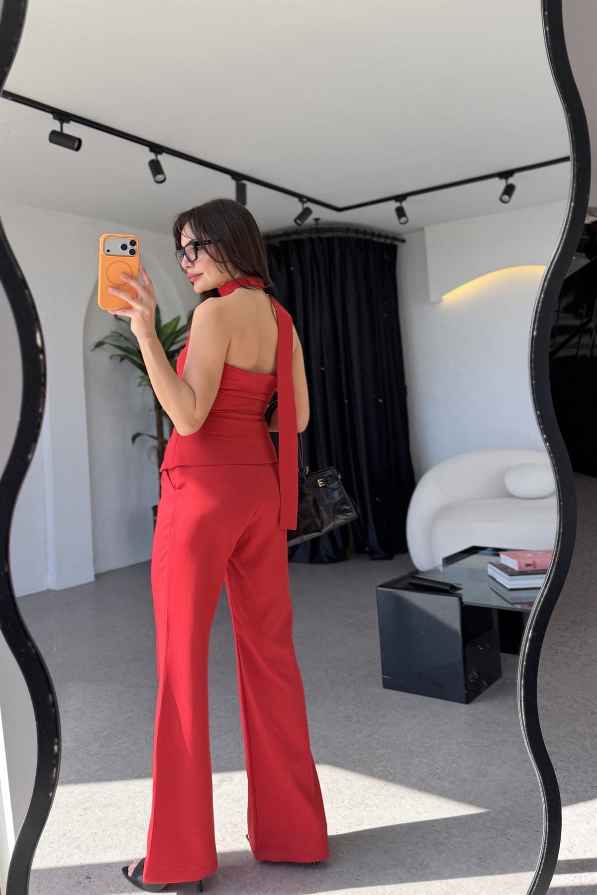 Willow Kırmızı Şallı Yelek Pantolon Takım
