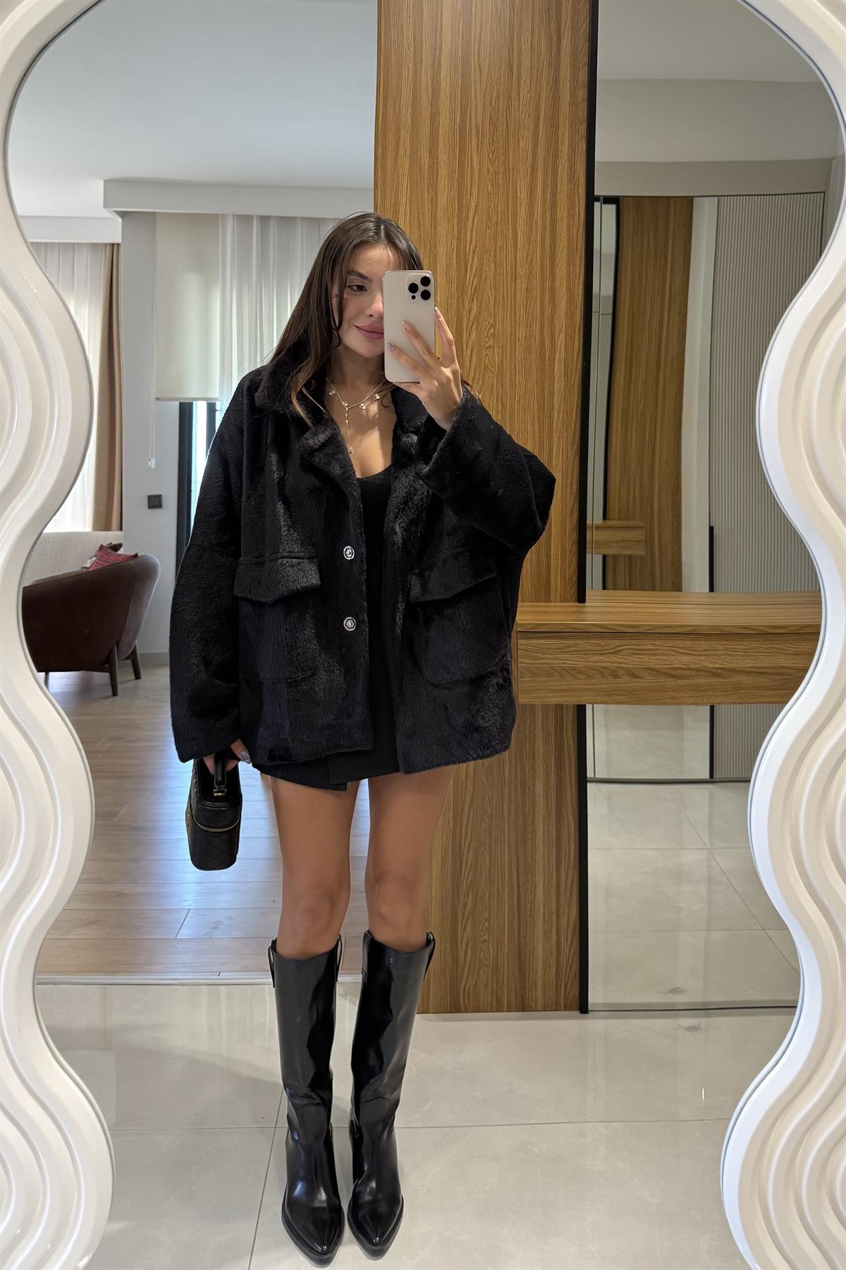 Winter Siyah Premium Peluş Kaban