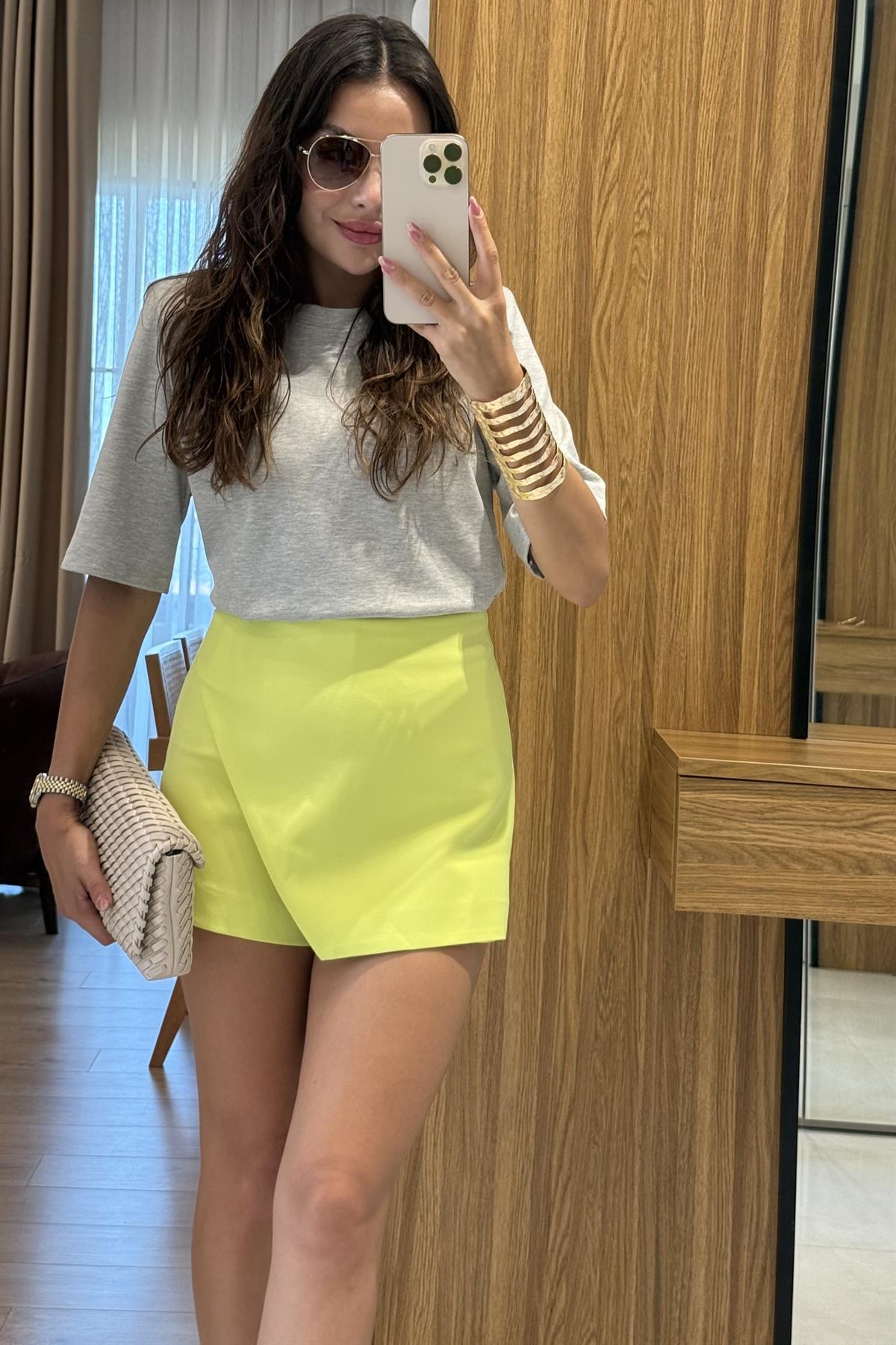 Wolves Neon Sarı Asimetrik Şort Etek