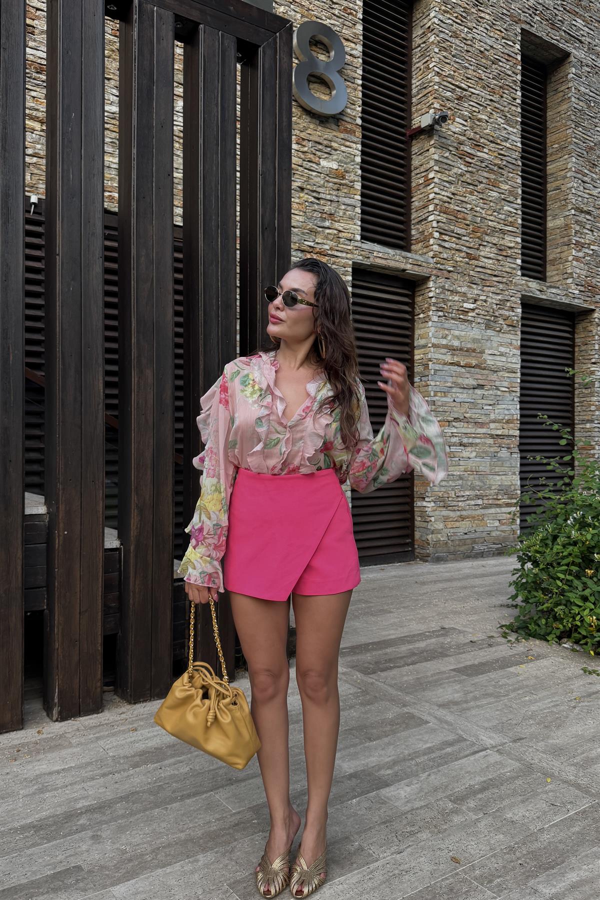 Wolves Pembe Asimetrik Şort Etek