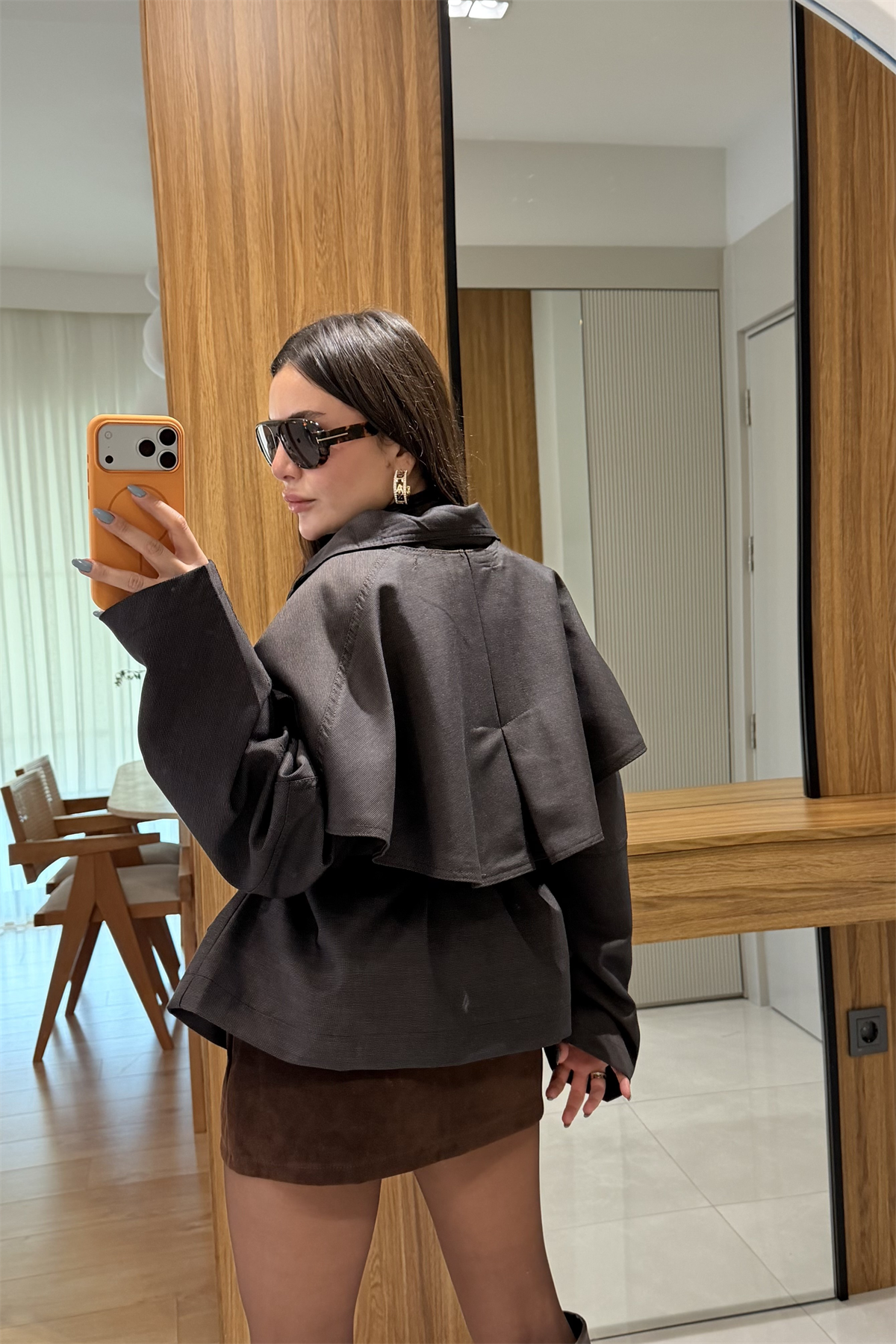 Wonder Kahve Tasarım Pelerinli Ceket