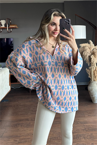 Yakası fermuarlı kilim desenli triko