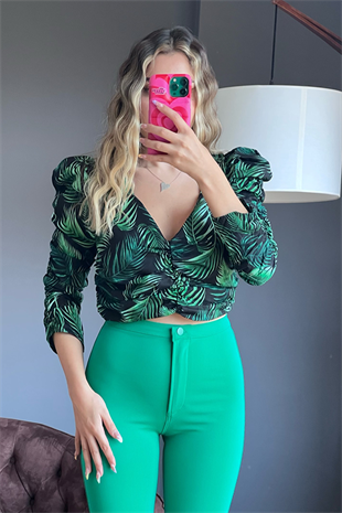 Yaprak desenli balon kol bluz