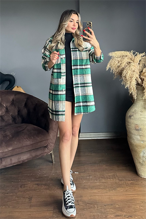 Yeşil kare desenli kaşe ceket