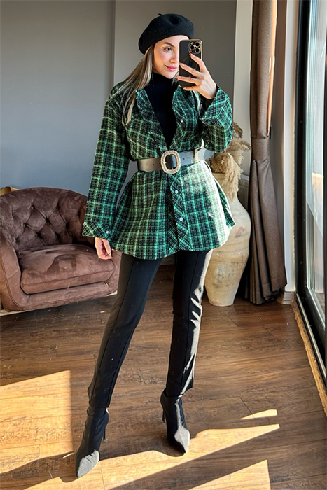 Yeşil kareli oduncu gömlek