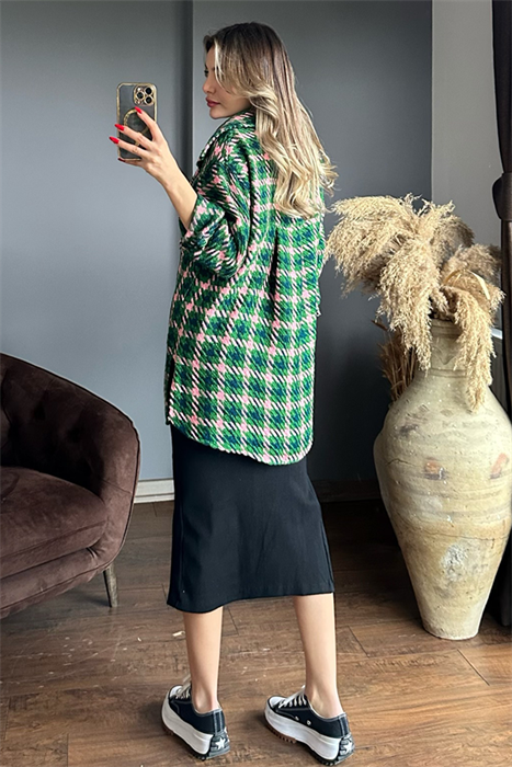 Yeşil pembe desenli kaşe ceket