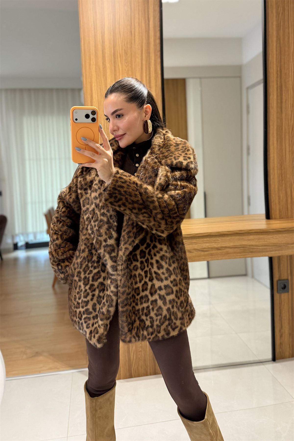 Yolanda Kahve Leopar Yakalı Kürk 