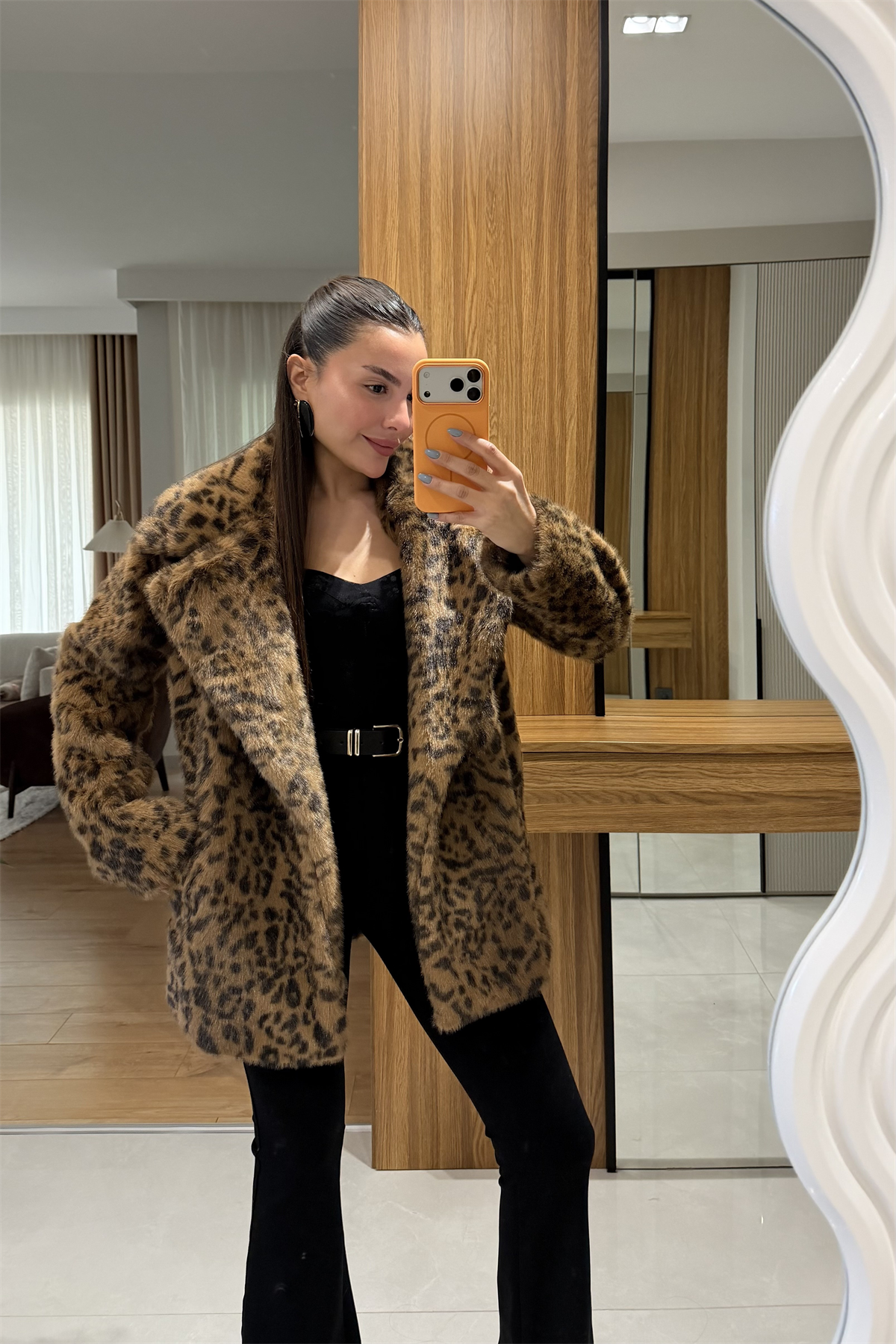 Yolanda Kaplan Desen Yakalı Kürk 