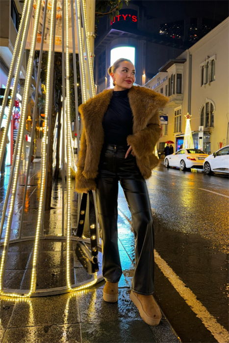Yuanne marka muadili deri straight pantolonu 