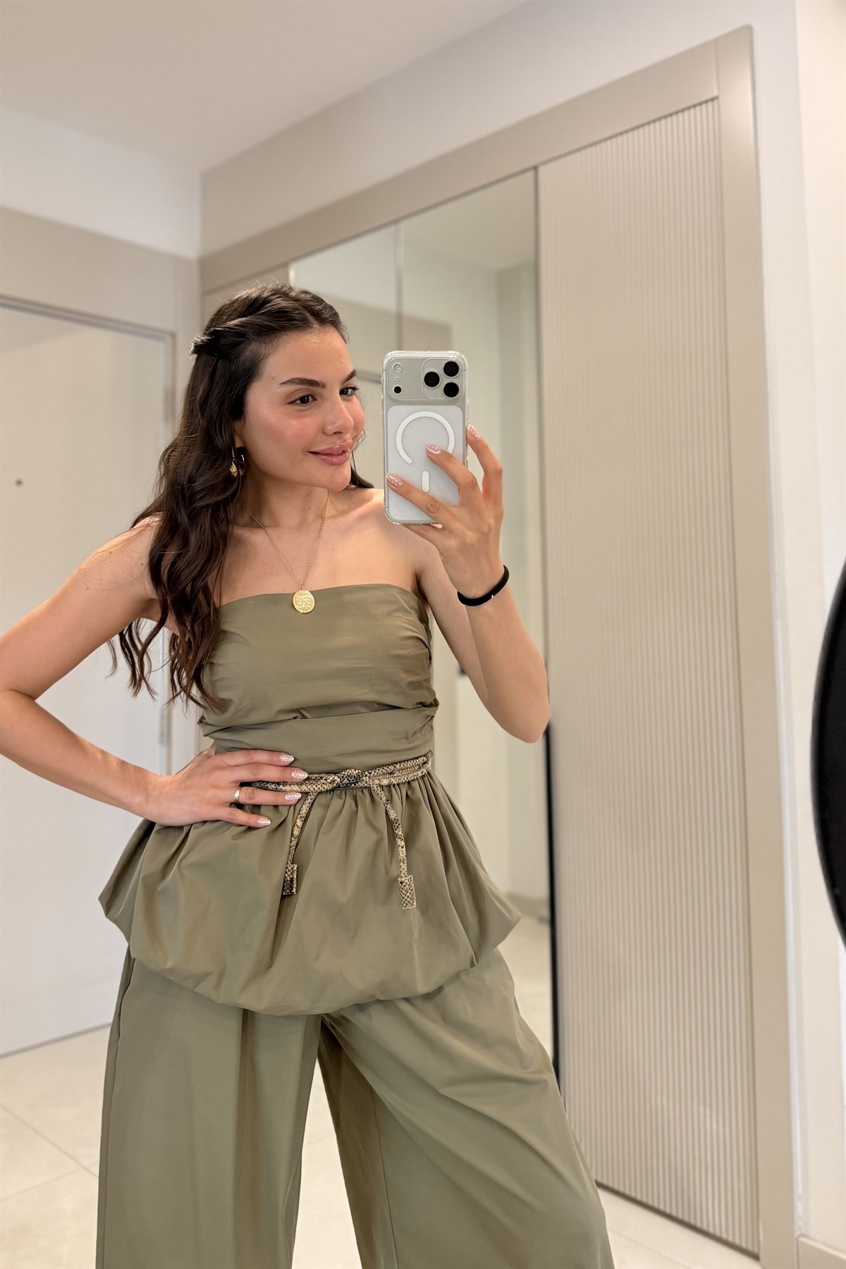 Yuliya Haki Straplez Balon Takım