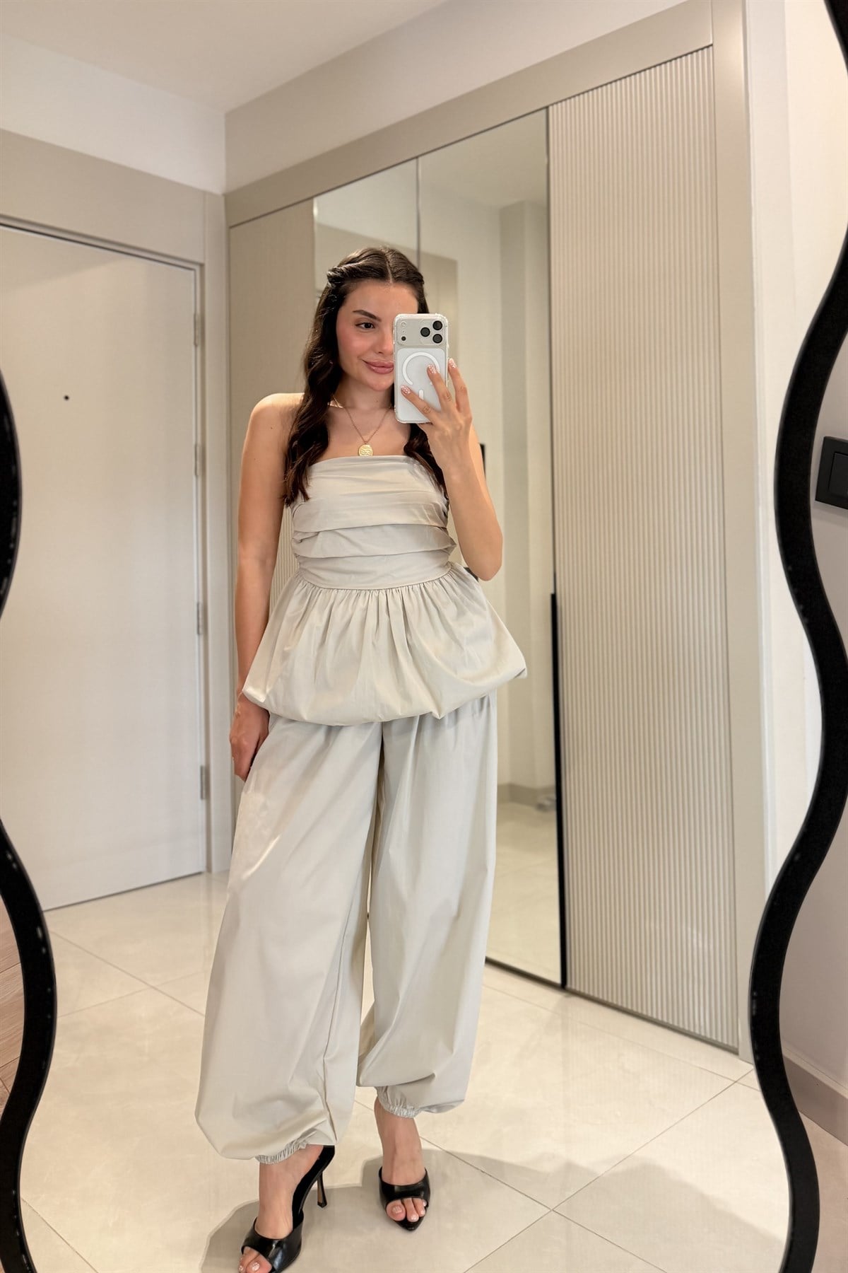 Yuliya Taş Straplez Balon Takım