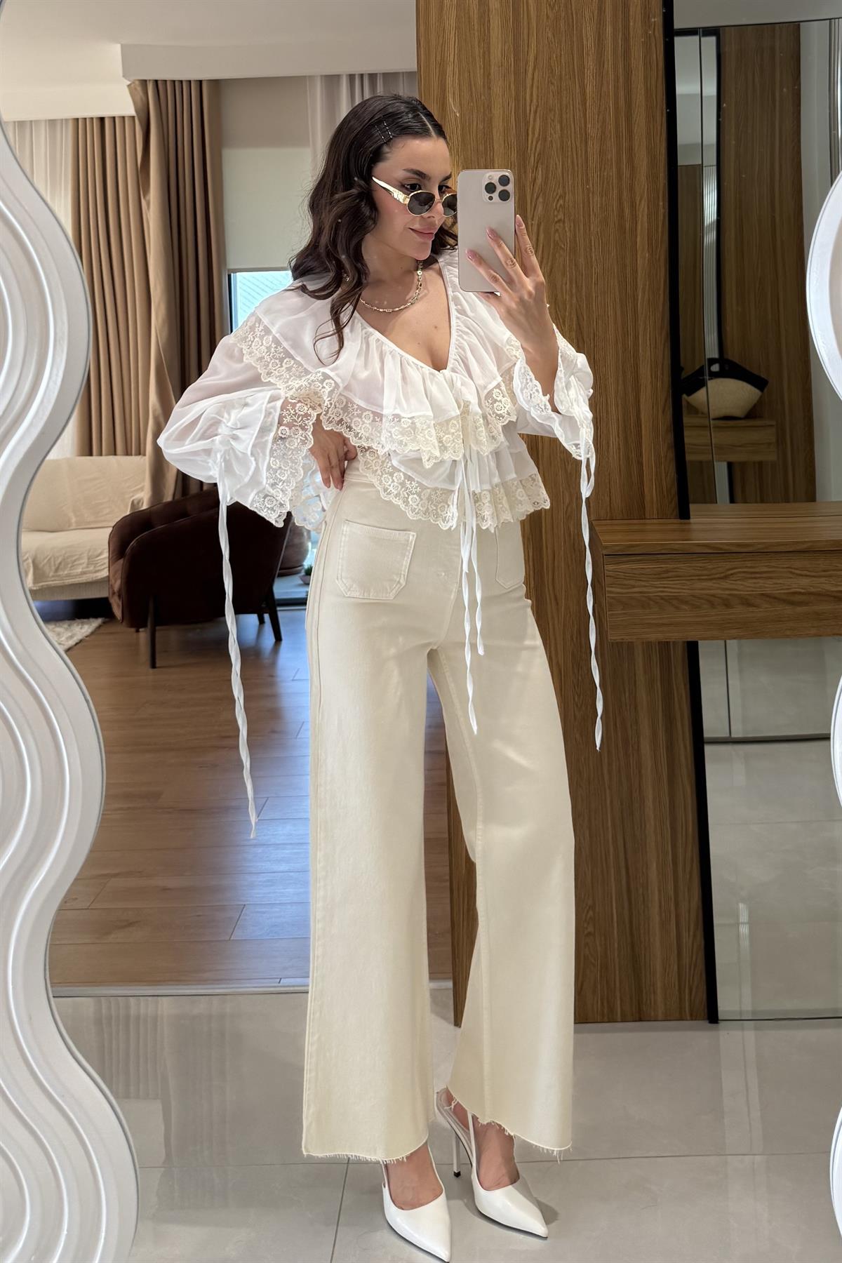 Zayra Bej Cep Detaylı Jean 