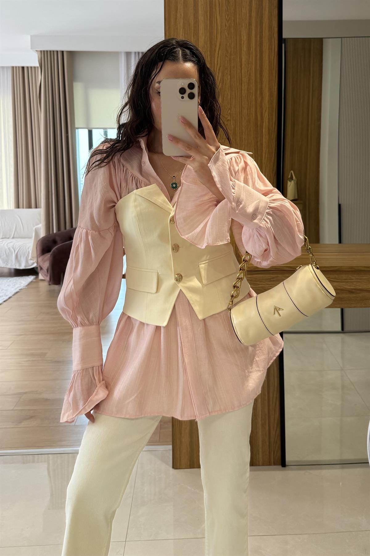 Zuzu Ekru Gold Düğmeli Crop