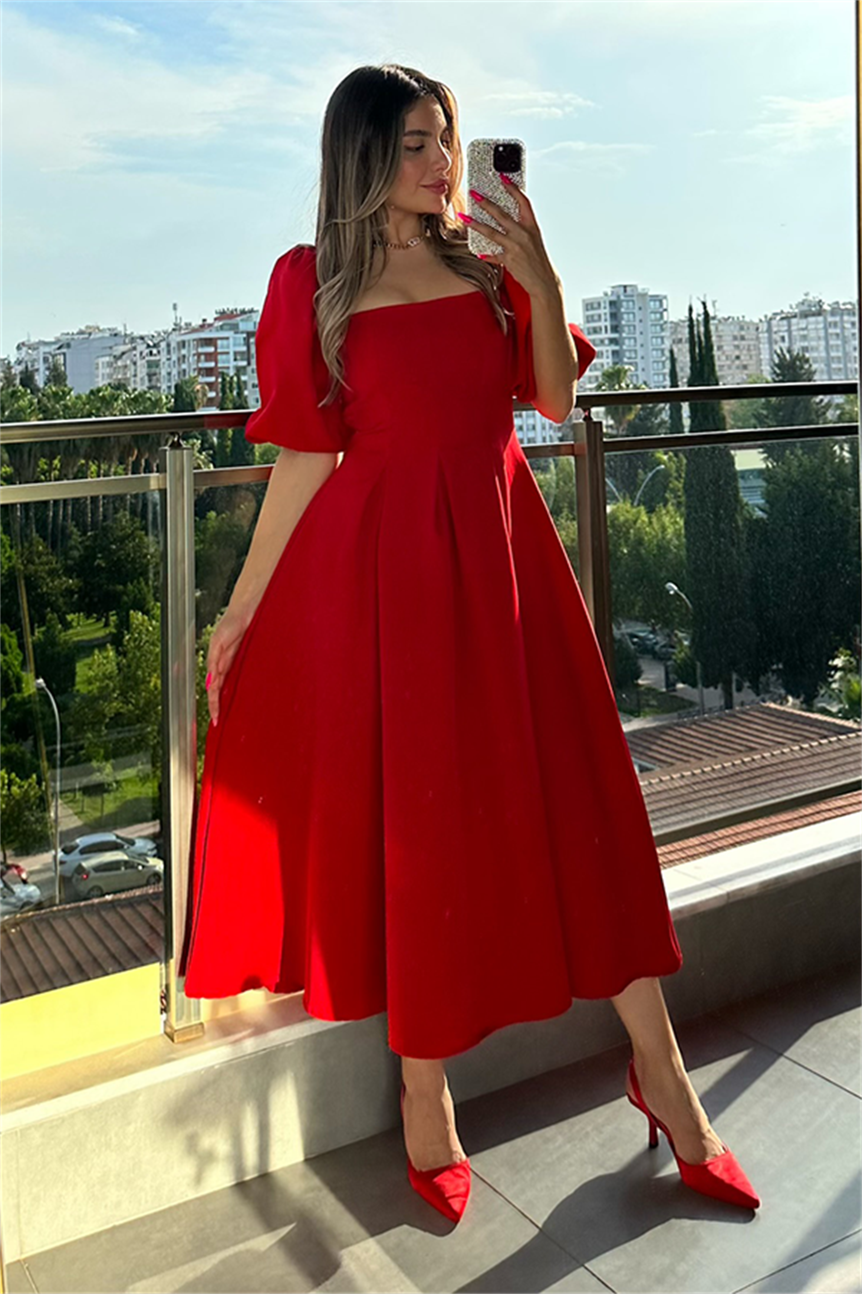 Jenny kare yaka kırmızı elbise