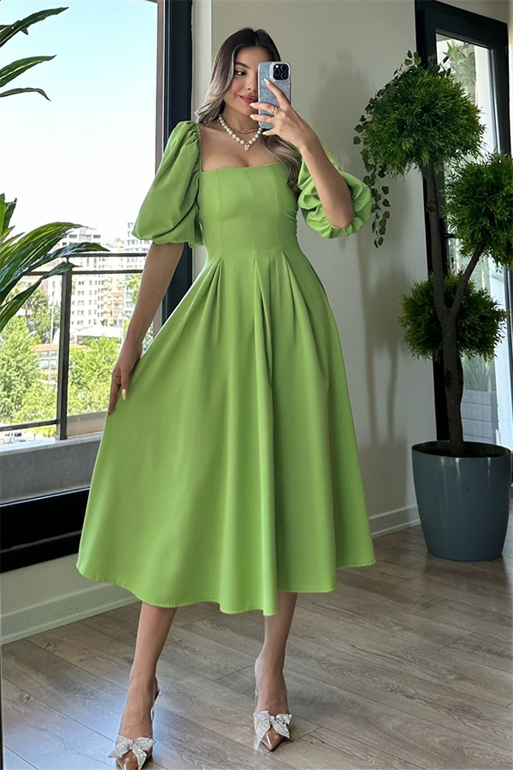 Jenny kare yaka yeşil elbise