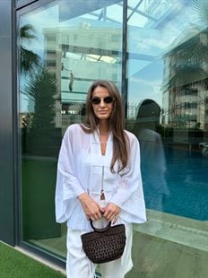 QULOVEYeni GelenlerBeyaz İp Bağcıklı Gömlek