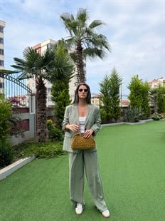 QULOVEYeni GelenlerÇağla Yeşili  Blazer Ceket