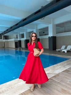 QULOVEYENİ GELENLERKırmızı Fermuarlı Kemerli Elbise