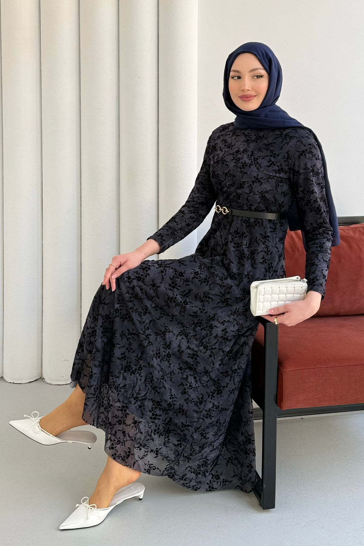Astarlı Flok Baskılı Tesettür Elbise-LACİVERT