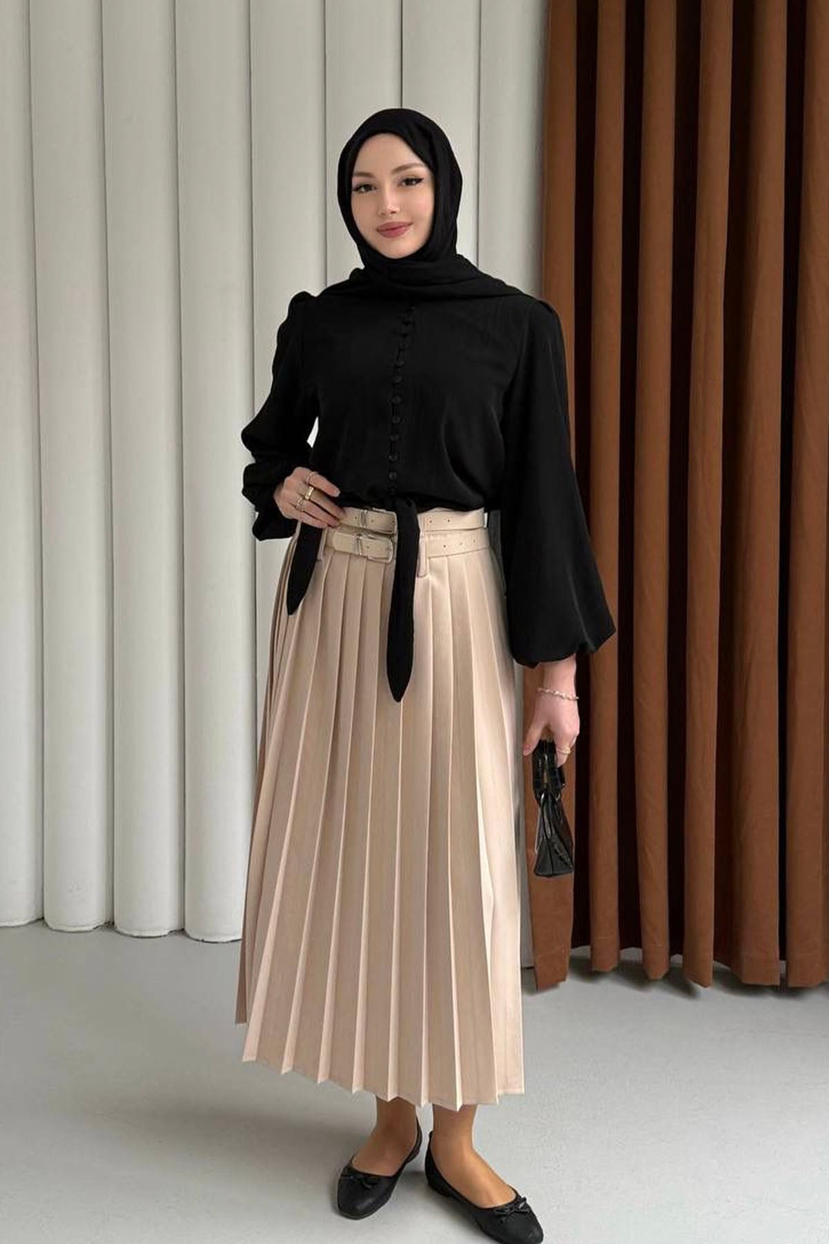 Balon Kol Etek Ucu Bağlamalı Bluz-SİYAH