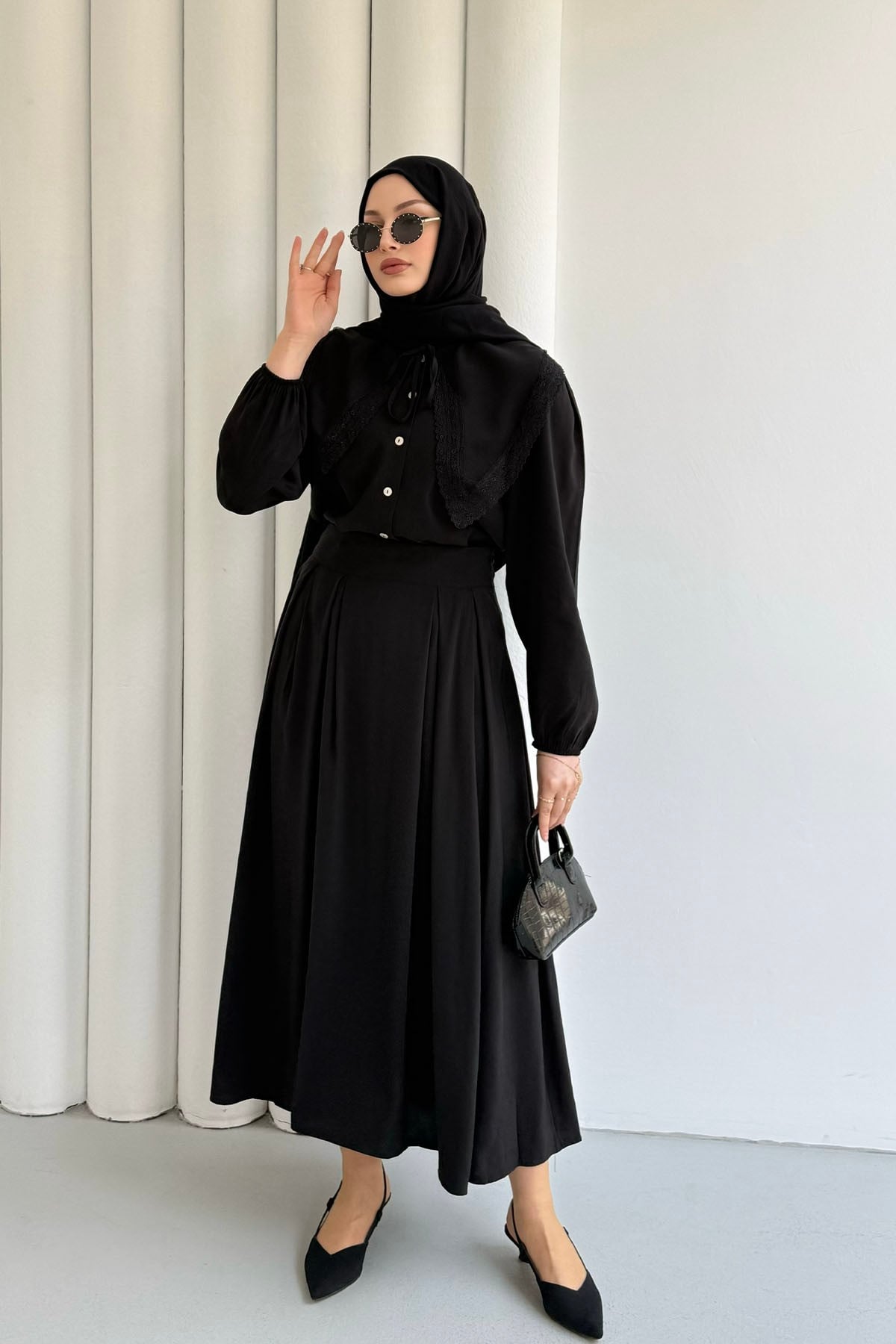 Bebe Yaka Dantel Detaylı Etekli Tesettür Takım-SİYAH