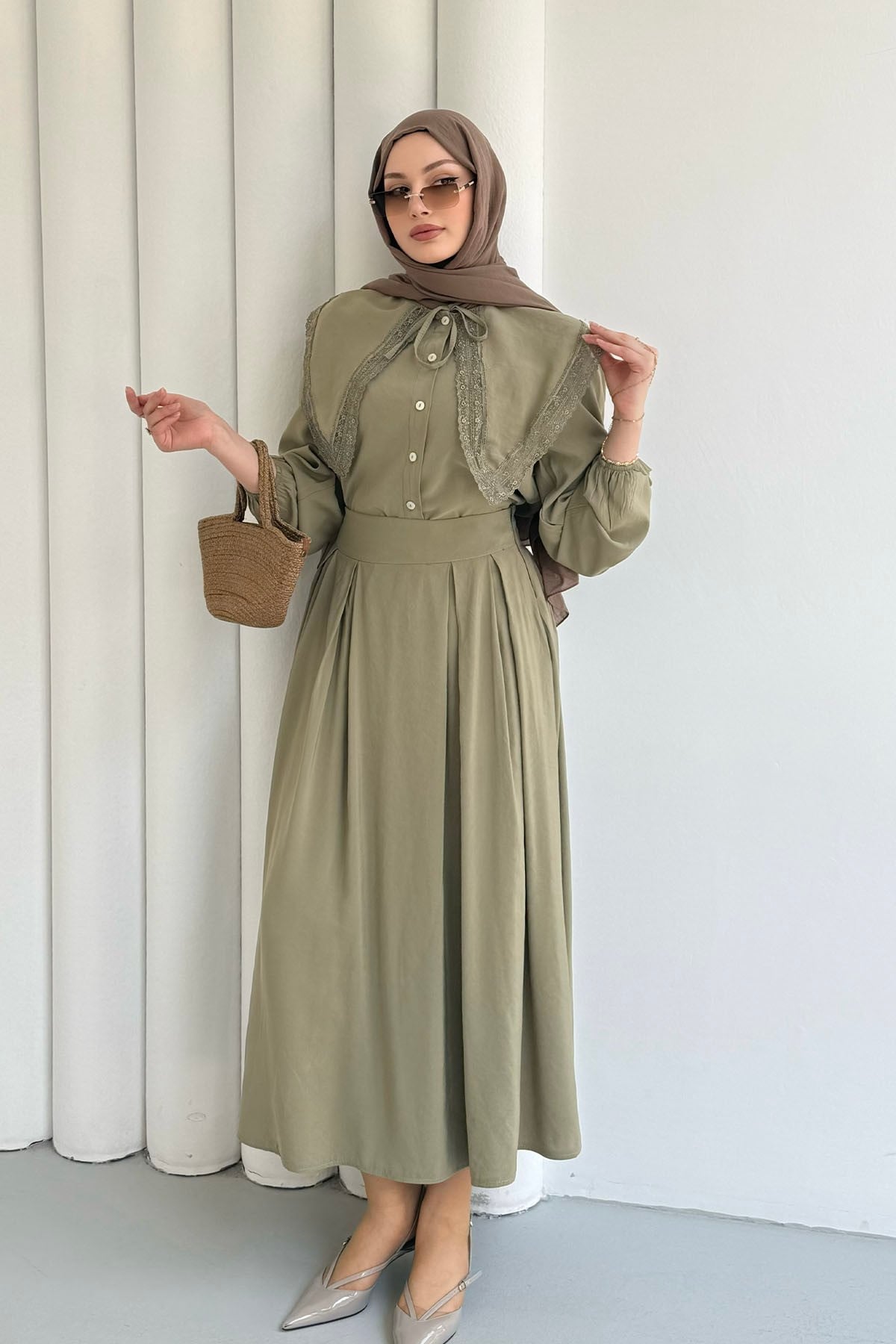 Bebe Yaka Dantel Detaylı Etekli Tesettür Takım-HAKİ YEŞİL
