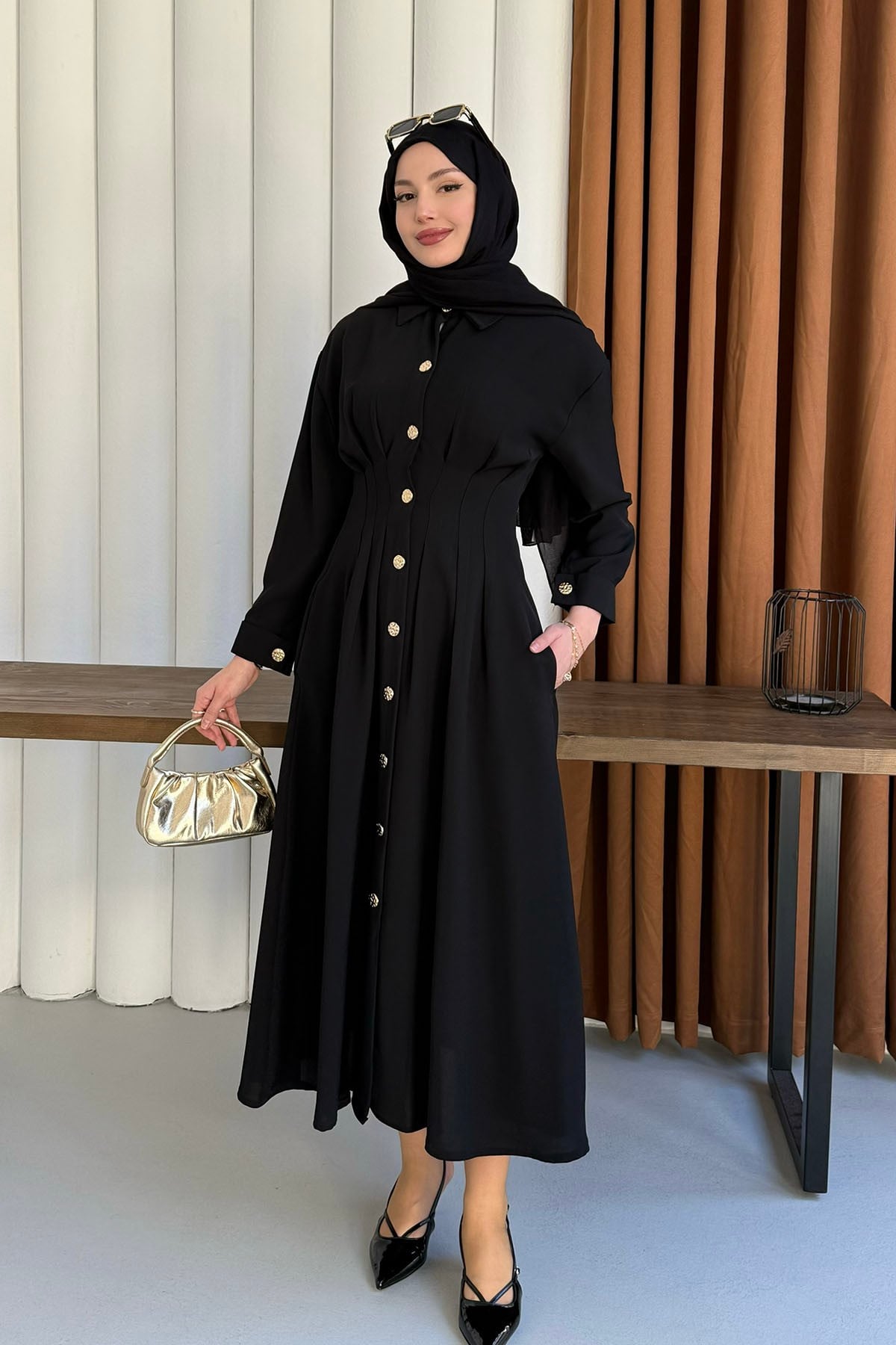 Bel Sason Detaylı Ön Düğmeli Tensel Tesettür Elbise-SİYAH