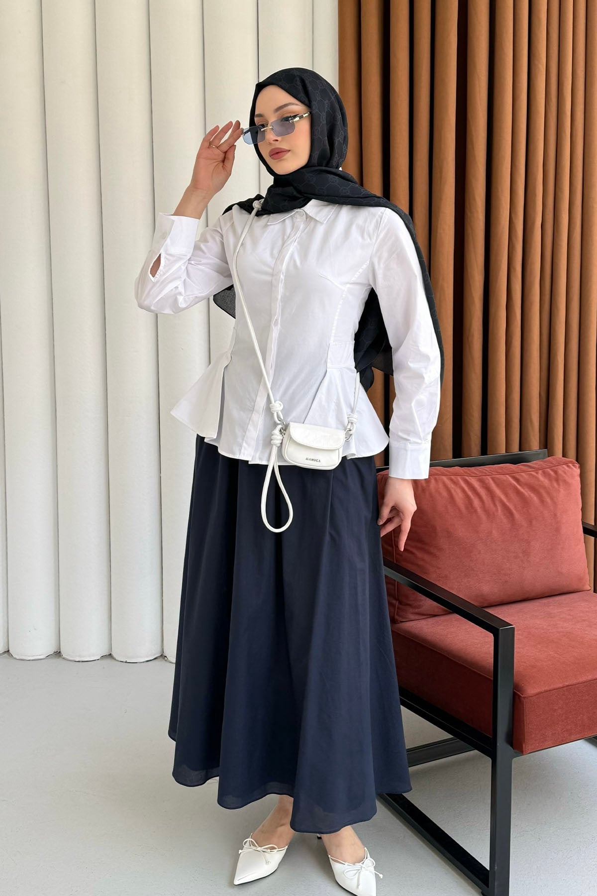 Belden Oturtmalı Düğmeli Gömlek-BEYAZ