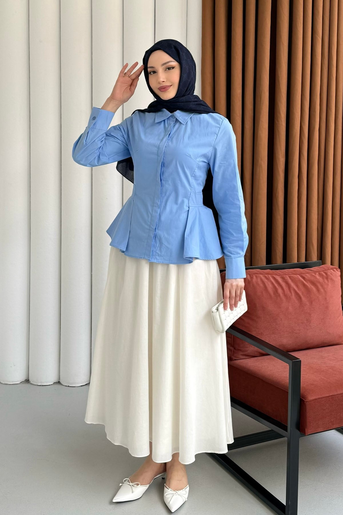 Belden Oturtmalı Düğmeli Gömlek-MAVİ