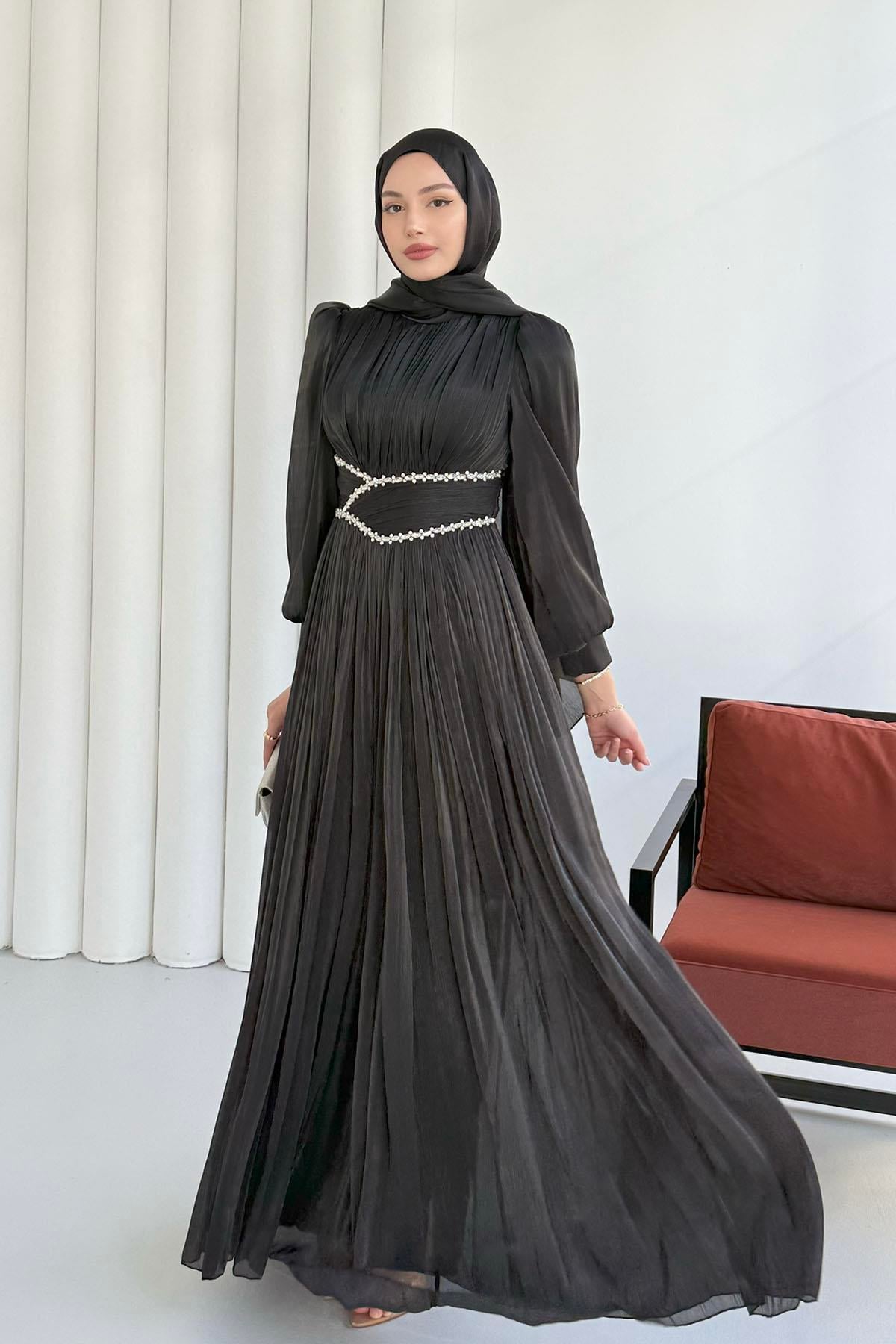 Belden Oturtmalı Taş İşlemeli Jan Jan Tesettür Abiye-SİYAH