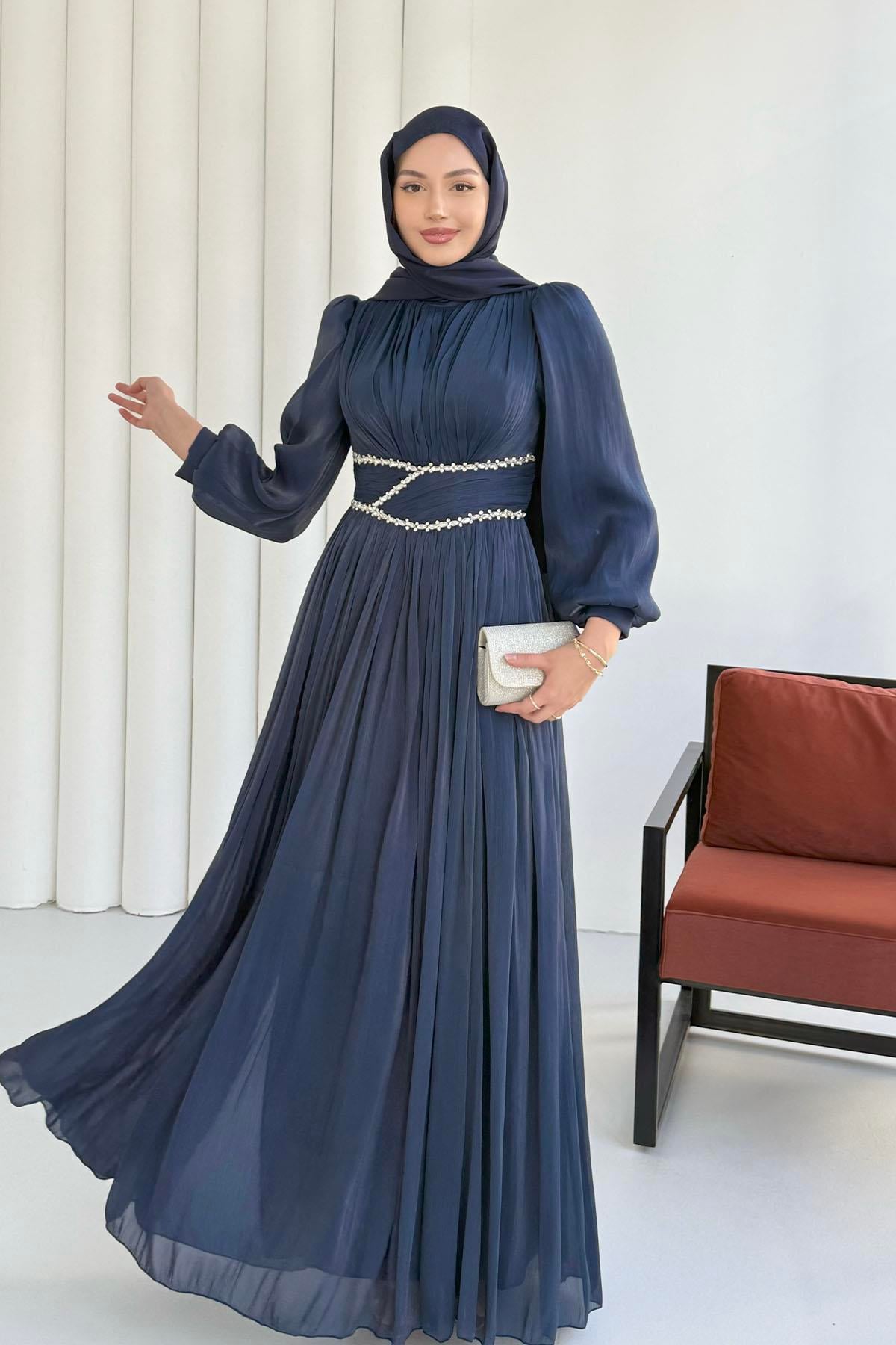 Belden Oturtmalı Taş İşlemeli Jan Jan Tesettür Abiye-LACİVERT