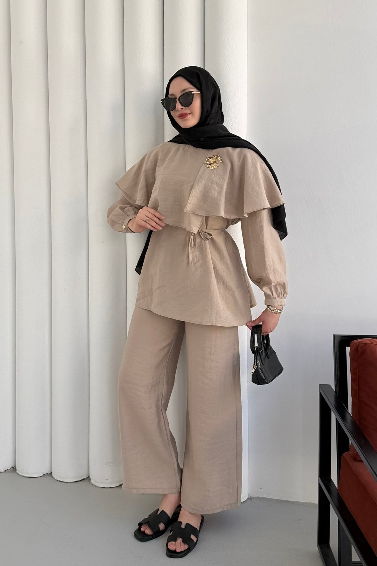 Biye Kemer Detaylı Pelerinli Tencel Tesettür Takım-TAŞ
