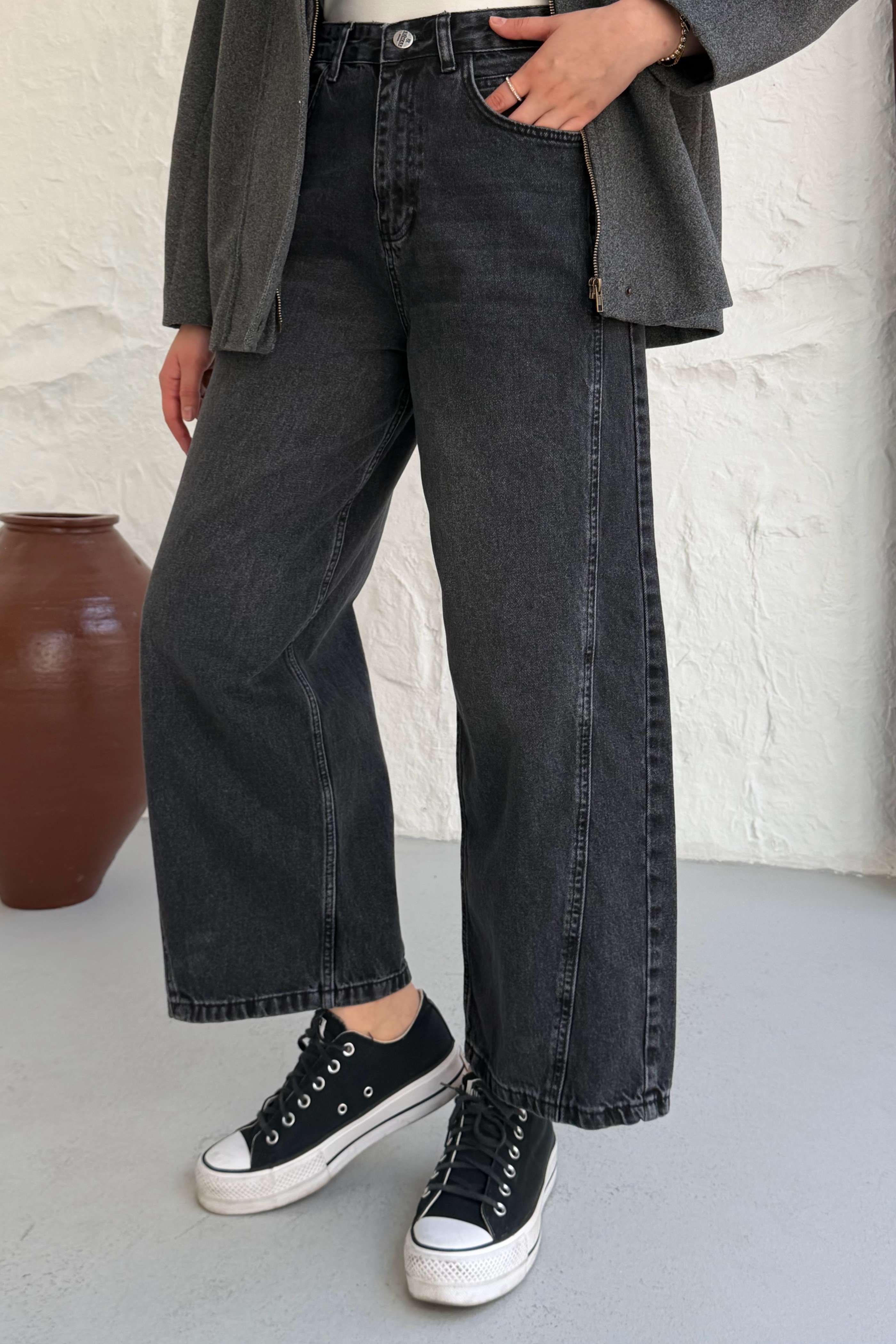 Çift Dikiş Geçişli Barrel Jean Pantolon-SİYAH