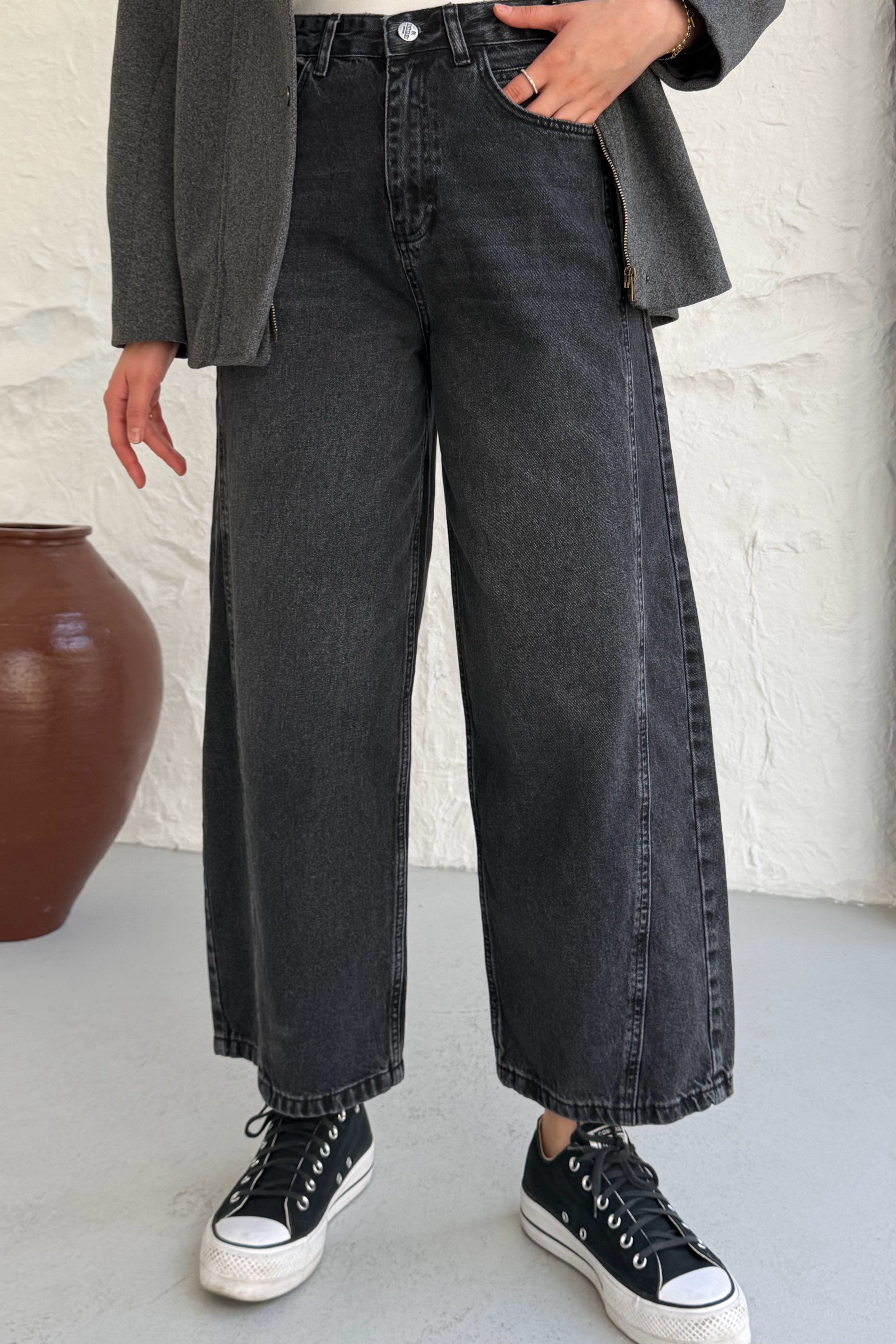 Çift Dikiş Geçişli Barrel Jean Pantolon-SİYAH