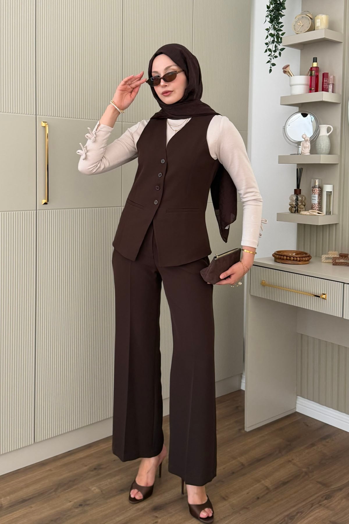 Çift Flato Detaylı Ön Düğmeli Yelek-KAHVERENGİ